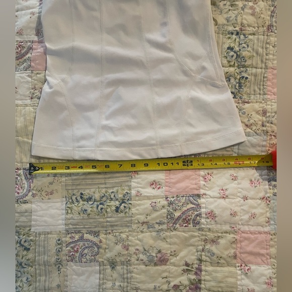 ZELLA HOLD YOU IN SLIMMING CUT OUT LOOP BACK DETAIL  WORKOUT/YOGA TOP - Picture 10 of 13